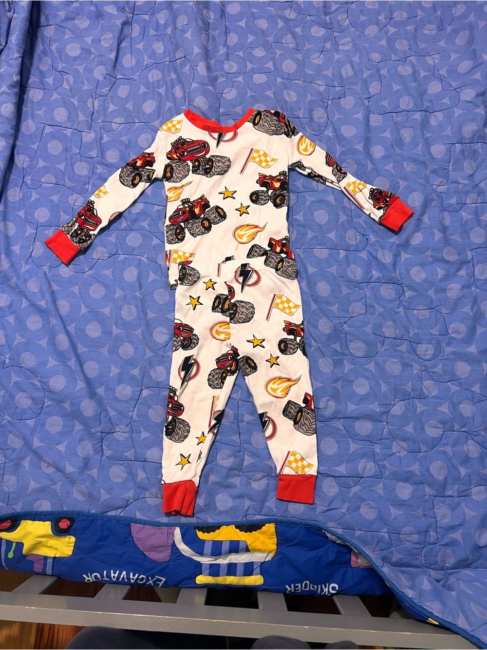 Blaze & The Monster Machines 2T pyjamas